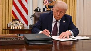 Trump Signs Executive Orders Targeting Gender Ideology In Schools