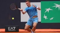 Lehečka nevyužil dva mečboly a v Římě rychle končí. Vondroušová na poslední chvíli odstoupila  - Sport.cz