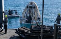 Nasa astronauts Wilmore and Williams return to Earth after drawn-out mission in space