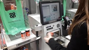 Retail Giants Struggle To Satisfy Customers At Self-Checkout