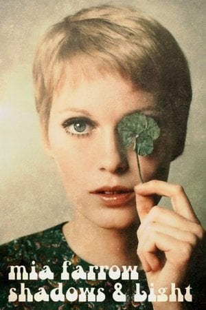Mia Farrow, en clair-obscur