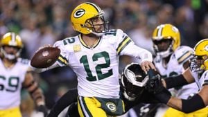 Brett Favre Urges Aaron Rodgers To Join Vikings