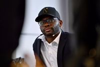 Louis Saha constrói império bilionário fora do futebol