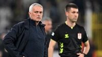 İki yıldızın Fenerbahçe'deki geleceği Mourinho'nun raporuna bağlı