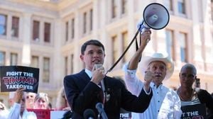 Democrats Unite In Chicago To Oppose GOP Redistricting