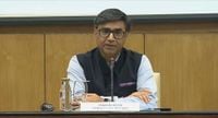 LIVE | Pakistan military observed moving troops in forward areas, Armed forces ready: Centre