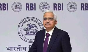 RBI Expected To Cut Key Rates As Economy Slows