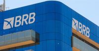 BRB fecha acordo e compra Banco Master - Migalhas