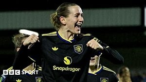 Manchester United Women Edge Arsenal To Reach Historic League Cup Final