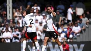 Raúl Jiménez Scores But Fulham Falls To Everton