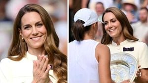 Princess Kate Comforts Anisimova At Wimbledon Final