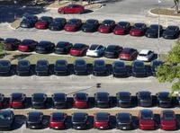 Most consumers don't prefer an EV as their next vehicle, survey says