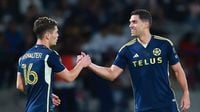 Vancouver Whitecaps stun Pumas UNAM, seal meeting with Messi