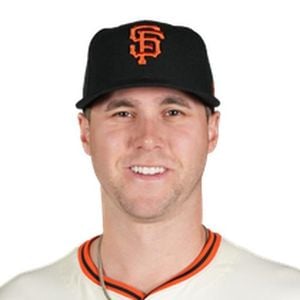 Giants Snap Losing Streak With Schmitt's Heroics In Milwaukee