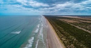 Missing Surfer After Shark Attack East Of Esperance