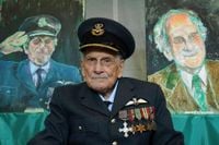 Last surviving pilot from the Battle of Britain, John ‘Paddy’ Hemingway, dies at age 105