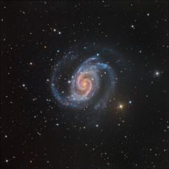  NGC 1566: The Spanish Dancer Spiral Galaxy 