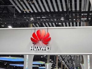 Taiwan Adds Huawei And SMIC To Export Control List