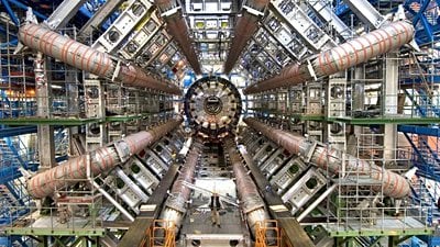 Parçacık Hızlandırıcısı Nedir? Tüplü Televizyonlardan CERN'e, Parçacık Fırlatma Teknolojileri...