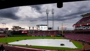 Reds Twins Game Delayed Then Called After Rain