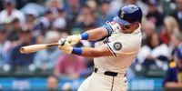 No. 54! Cal matches Mantle for single-season switch-hitter HR record
