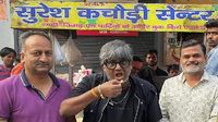 Manoj Santoshi: सीरियल 'भाबीजी घर पर हैं' के लेखक मनोज संतोषी नहीं रहे, अलीगढ़ से होकर जाएगा पार्थिव शरीर