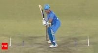 WATCH: Sachin Tendulkar evokes nostalgia of the 90s with stunning stroke play | Cricket News - The Times of India