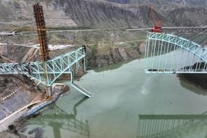 China Bridge Collapse Kills Twelve Workers In Qinghai