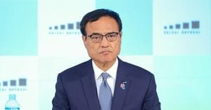 Suntory Chairman Resigns Amid Illegal Supplement Probe