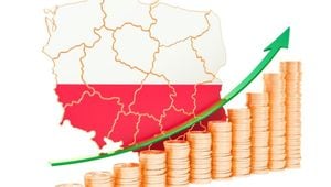 Polish Economy Shows Signs Of Recovery With Wage Hikes And Housing Growth