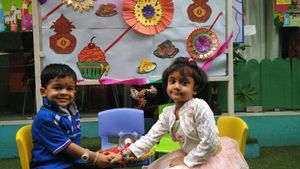 Prime Minister Modi Celebrates Raksha Bandhan With School Students