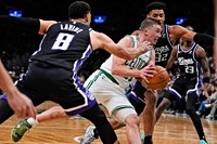 Payton Pritchard’s red-hot first half powers Celtics to rout of Kings
