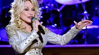 Dozens of Grand Ole Opry members sing Dolly Parton tribute to cap off Opry 100th anniversary special