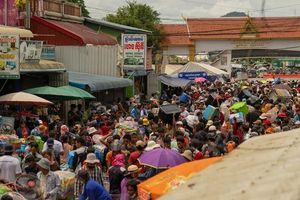 Border Crisis Forces Cambodian Migrants Back Home