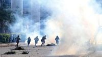 TLP protesters march towards Islamabad despite clashes, arrests