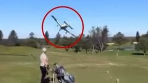 Sydney Golf Course Plane Crash Stuns Onlookers
