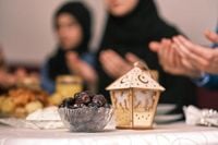 Ramadan 2025 : c'est quoi l'Aïd el-Fitr, la fête de rupture du jeûne qui aura lieu fin mars ?