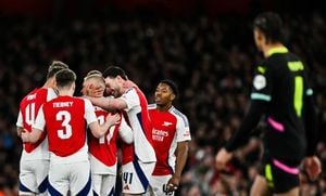 Arsenal Draws With PSV Eindhoven 2-2