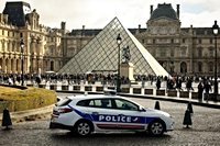 New security devices to be installed after Louvre heist