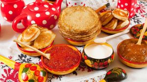 Maslenitsa Celebrations Bring Pancake Traditions To Life