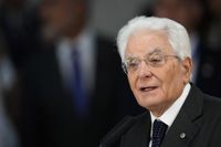 Come sta il presidente Mattarella, ricoverato per un pacemaker: quanto tempo resterà in ospedale