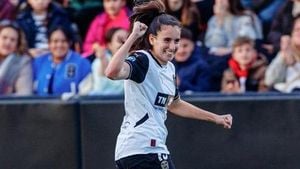 Valencia CF Femenino Triumphs Over Madrid CFF In Crucial 4-1 Victory