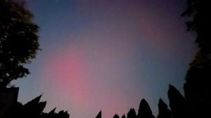 Severe Solar Storm Brings Northern Lights Southward