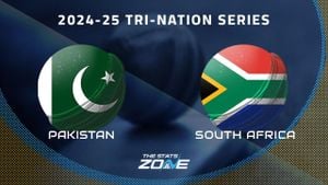 Pakistan Faces South Africa In Tri-Series Decider