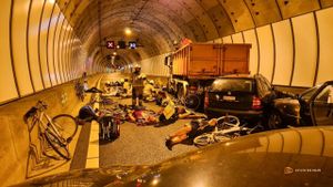 Tragic Sluiskiltunnel Accident Claims Two Lives