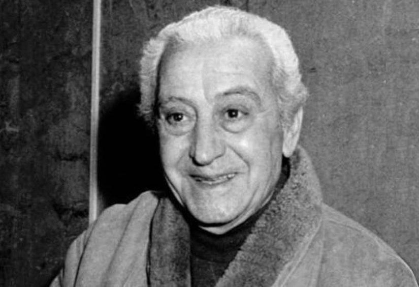 Greco mafya bir ailenin içine doğar. Babası kan davası yüzünden öldürülür ve yerine Greco geçer. Günden güne gücüne güç katar. Sicilya Mafya Komisyonu’nda yer alır. 1. Mafya Savaşları başladığında ölüm emirlerini veren kişilerden birisi olur. Ciaculi Katliamı’nın ardından Venazuela’ya kaçmak zorunda kalır.