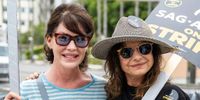 90s Icon Acted With Julia Roberts & Raised Her Son With Cerebral Palsy — Where Is She Now?