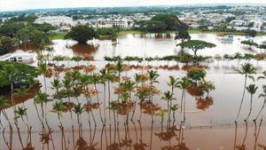 Storms Cause Major Flooding Across Hawaii And California