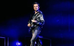 Muse Debuts New Single Unravelling At Helsinki Tour Opener