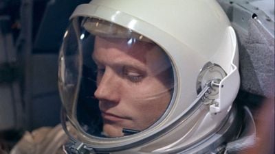 Neil Armstrong Ay'a Ayak Basan İlk Kişi Olmayabilirdi!